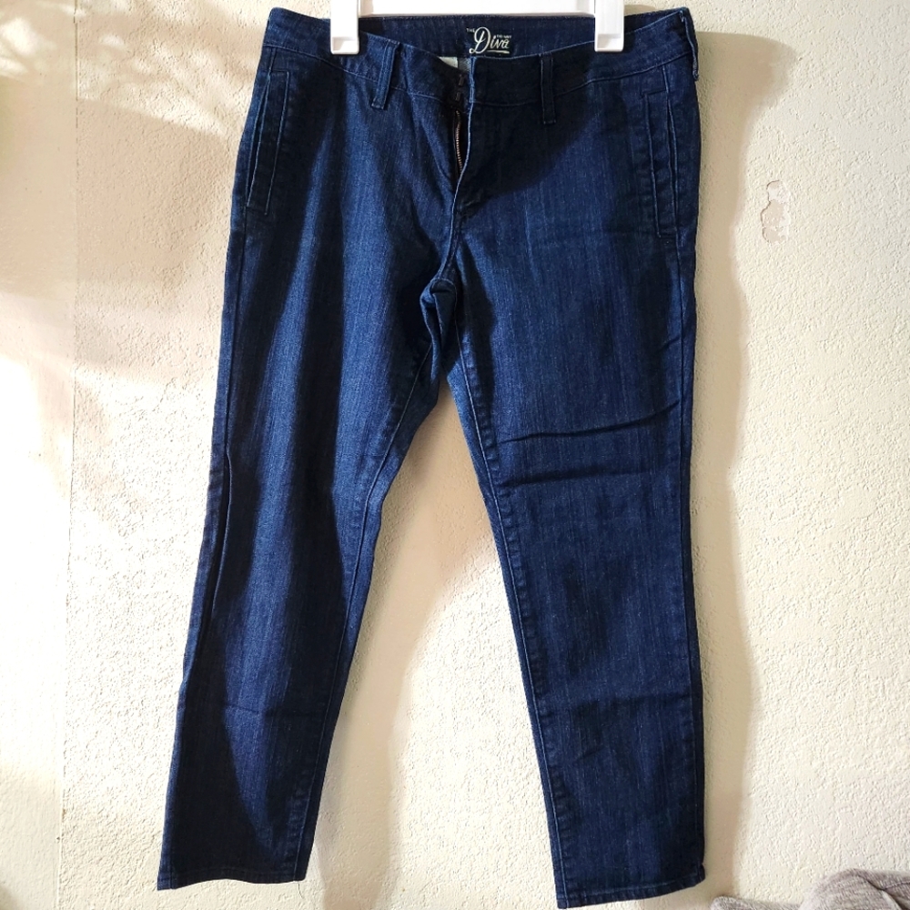 Old navy regular jeans. Size 12.